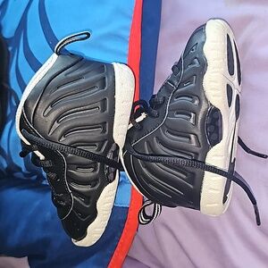 Dr. Doom Foamposite